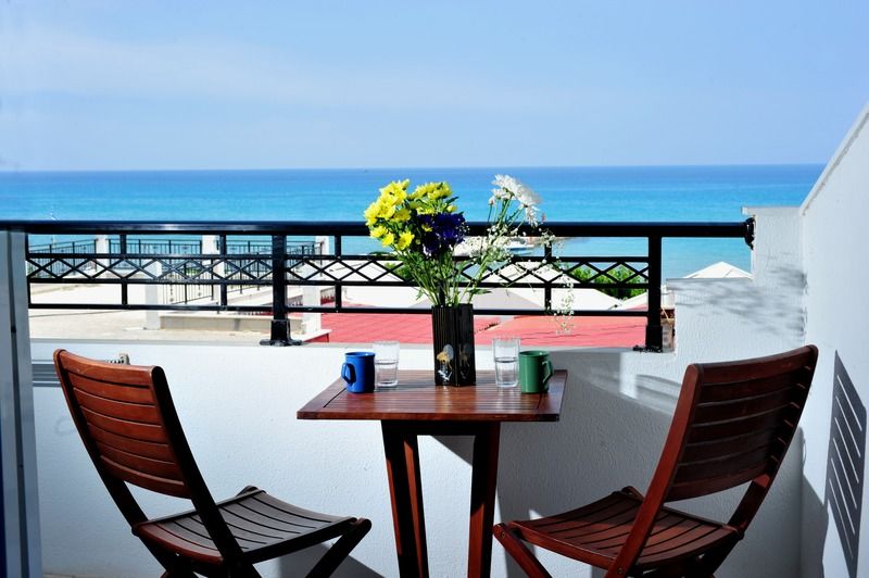 Astoria Hotel Khartáta Dış mekan fotoğraf